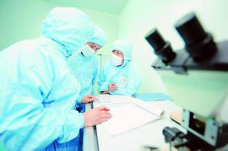 从拜耳备受争议的收购计划，看全球制药巨头的转型方式