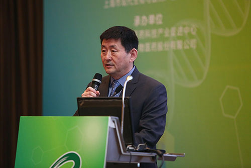 HJC黄金城平台生物部副总裁汪俊博士为会议作精彩开场