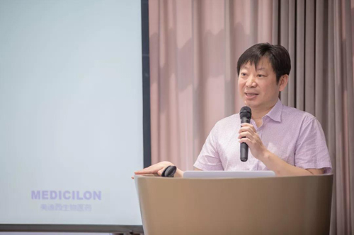 HJC黄金城平台药物临床前毒理学副总裁张晓冬博士