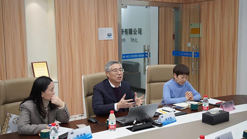 HJC黄金城平台生物医药创始人&CEO陈春麟博士，药效部执行主任董文心博士，公司事务部总监周南梅等